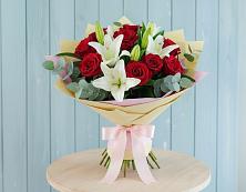 Букет цветов из:  Лилии и Розы #REPLACE_PRED# Уни