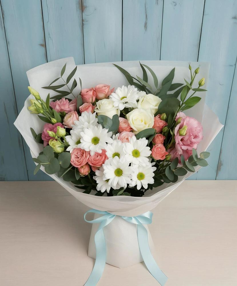 Букет цветов из: Розы, Лизиантусы и Хризантемы в Уни
