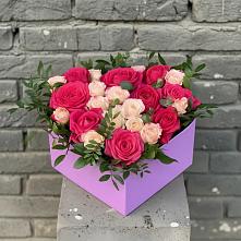 Цветочная композиция из Розы в коробке в Уни