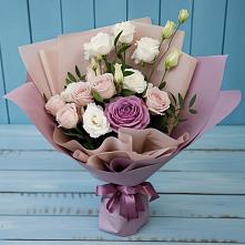 Букет цветов из:  Розы и Лизиантусы #REPLACE_PRED# Уни