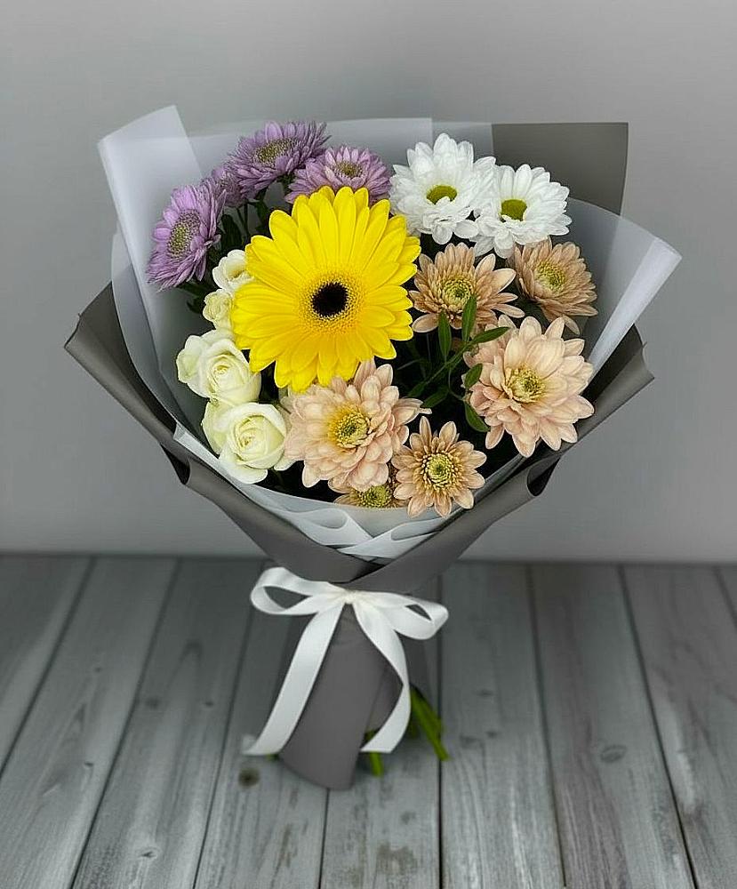 Букет цветов из: Розы, Герберы и Хризантемы в Уни