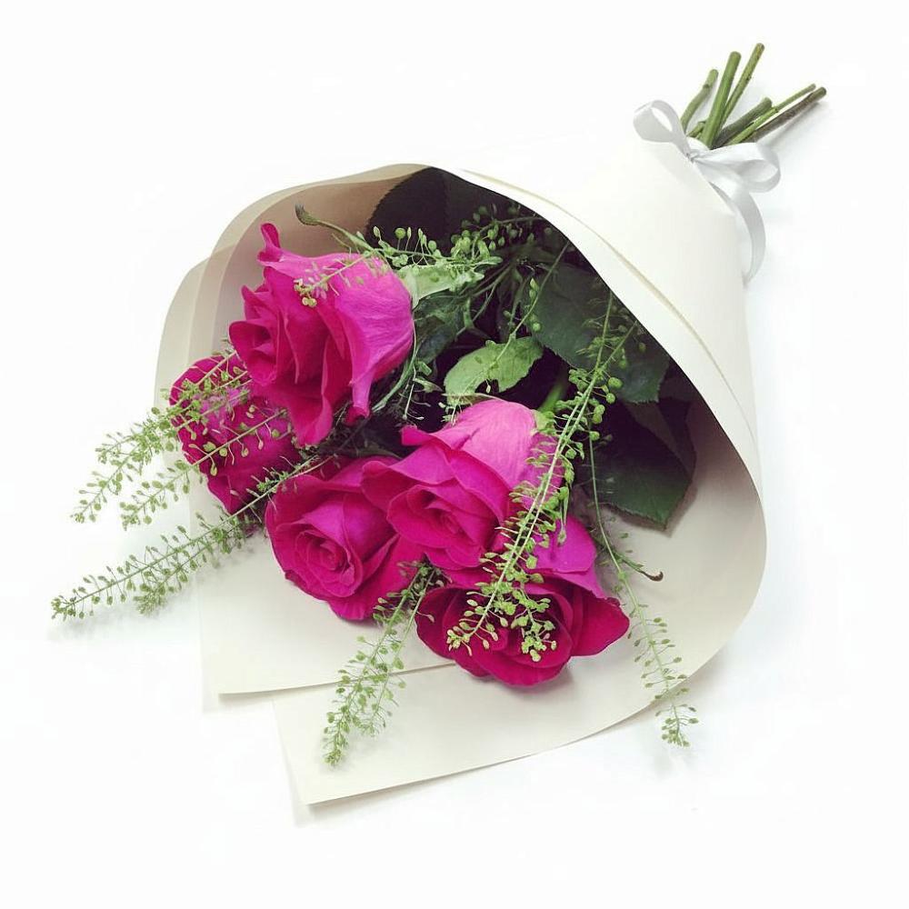 Букет цветов из: Розы в Уни