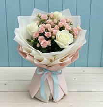 Букет цветов из:  Розы в Уни