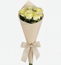 Букет цветов из:  Розы в Уни