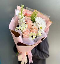 Букет цветов из:  Хризантемы и Розы в Уни