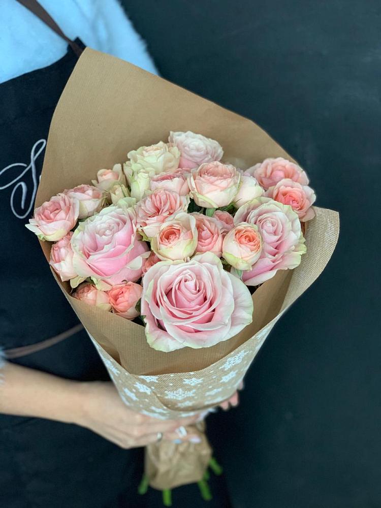 Букет цветов из: Хризантемы и Розы в Уни