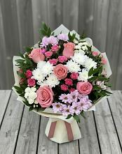 Букет цветов из:  Альстромерии, Гвоздики, Розы и Хризантемы в Уни