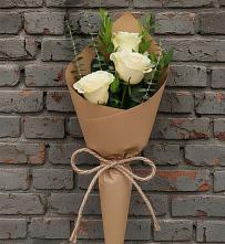 Букет цветов из:  Розы в Уни