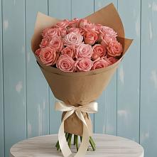 Букет цветов из:  Розы в Уни