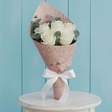 Букет цветов из:  Розы в Уни