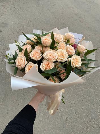 Букет Кремовые розы Латте в Уни