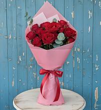 Букет цветов из:  Розы в Уни