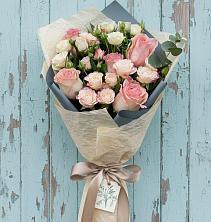 Букет цветов из:  Розы в Уни