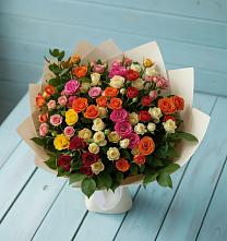 Букет Микс из разноцветных кустовых роз в Уни